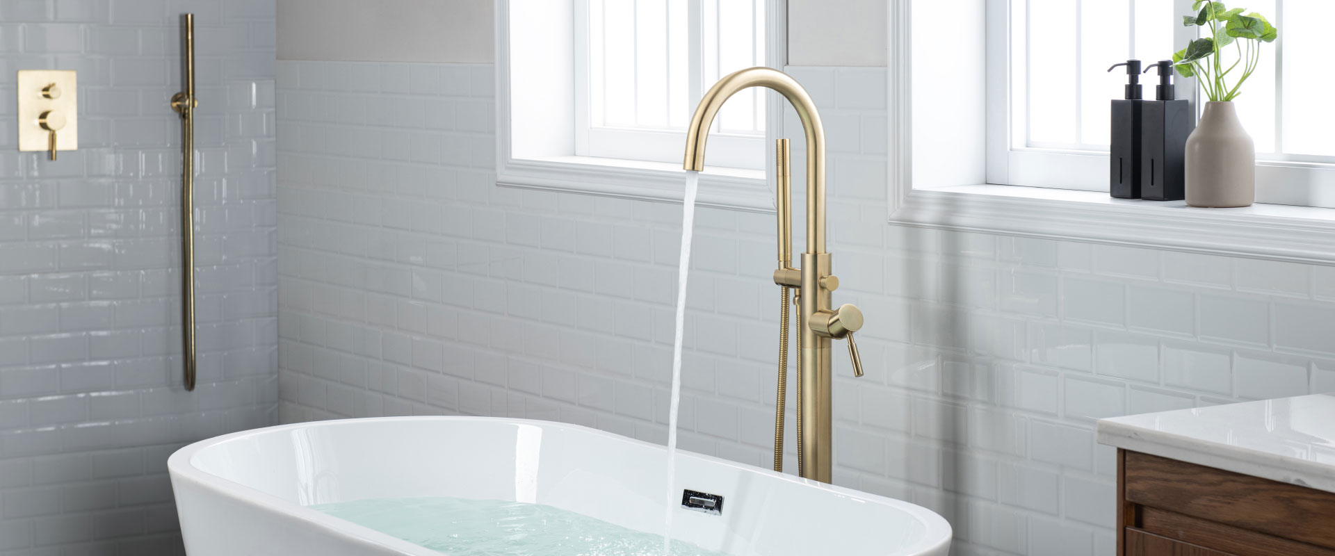 Gold Freestanding Tub Faucet